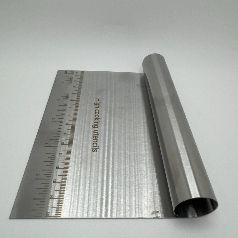 Stainless Steel Dough Scraper Cutter – Pizza Pastry Cake Baking Tool for Kitchen